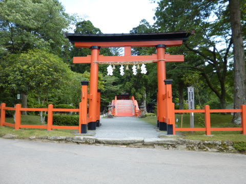 丹生都比売神社